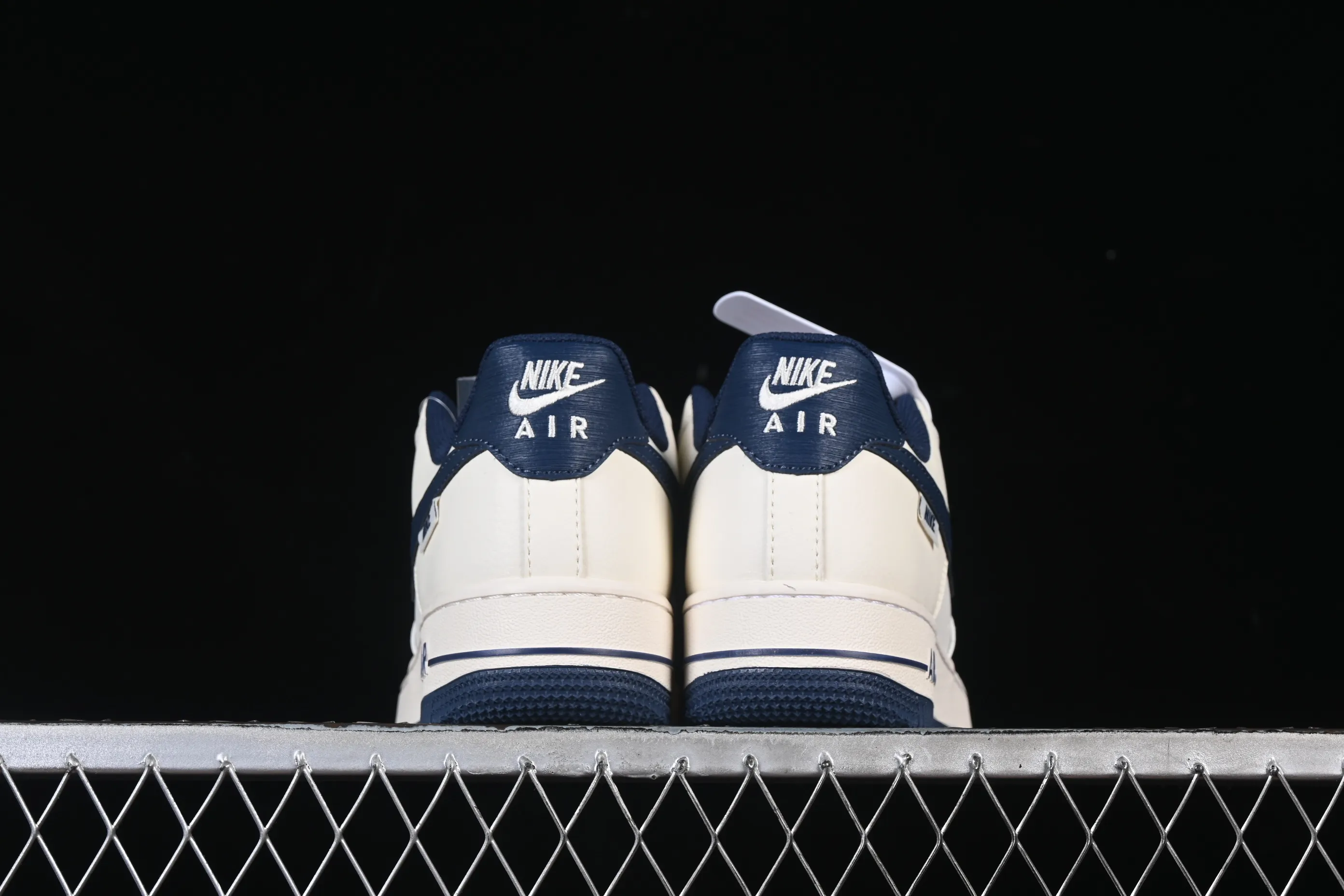 All categories Nk Air Force 1 Air Force series Nk Air Force 1 Low Air Force low top Nike Air Force 1'07 Low tree pattern midnight blue Air Force 1 low top casual sneakers SM6668-127